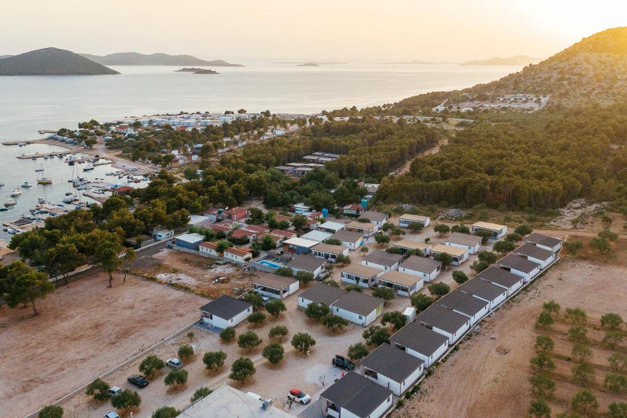 Amore Del Mare, Seaside Family Pace, Free Parking And Wifi In Camp Dalmatino Drage Εξωτερικό φωτογραφία